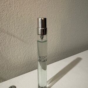 Giorgio Armani Acqua di Gioia Travel Spray with Silver Cap